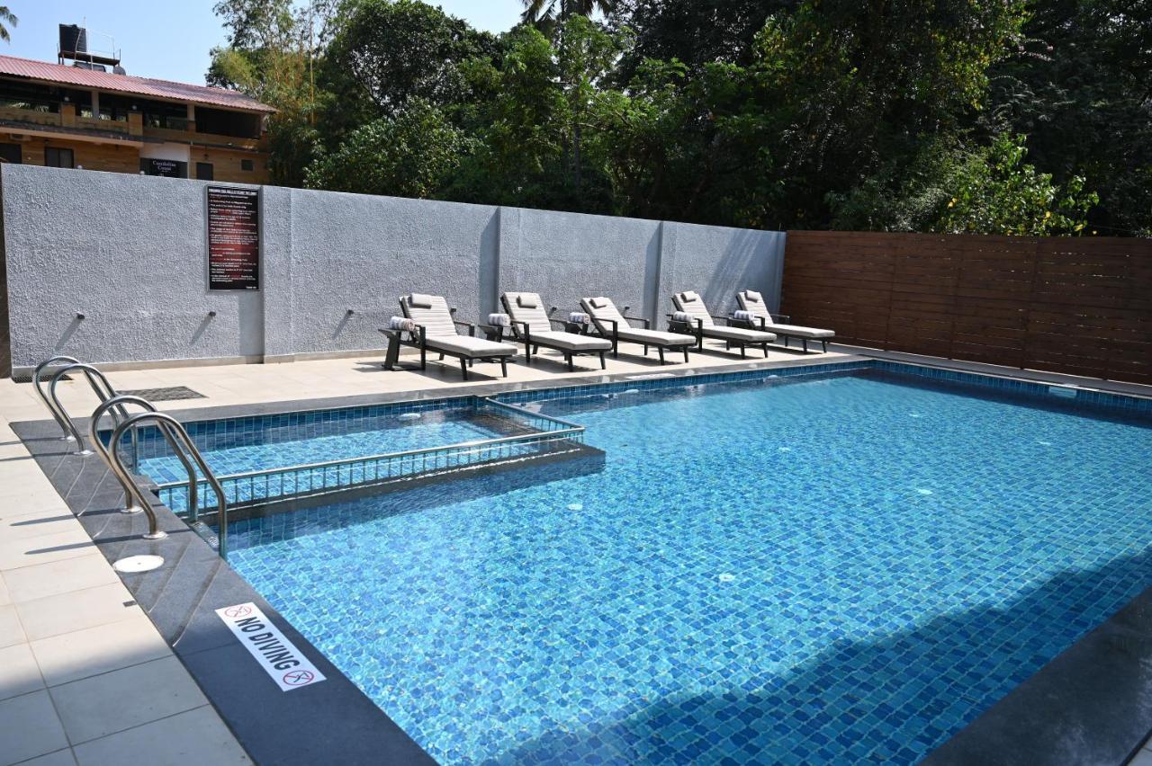 Resort The Lohias, Goa Candolim Eksteriør bilde