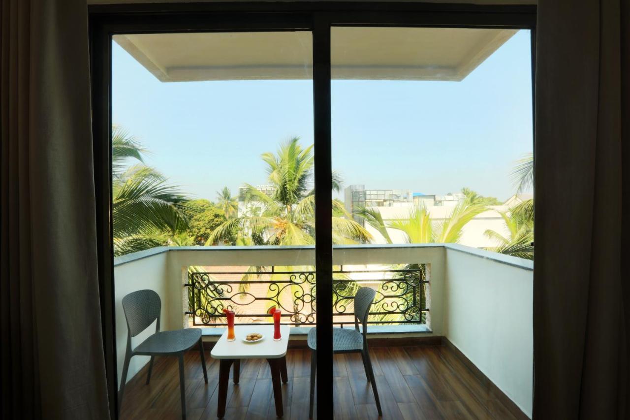 Resort The Lohias, Goa Candolim Eksteriør bilde