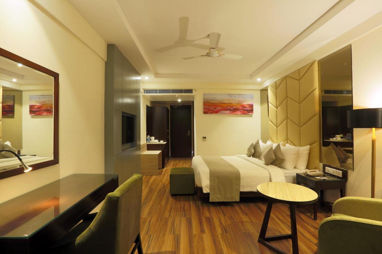 Resort The Lohias, Goa Candolim Eksteriør bilde