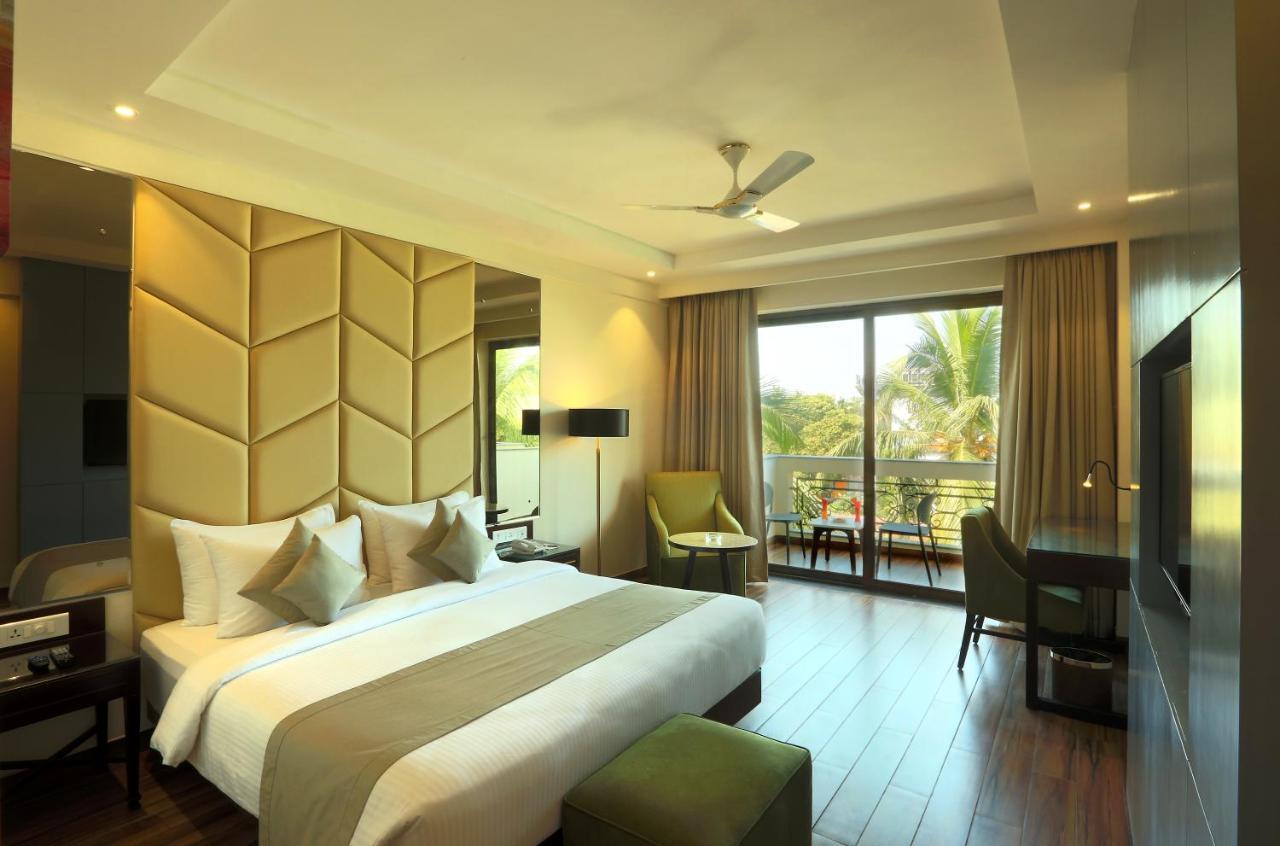 Resort The Lohias, Goa Candolim Eksteriør bilde